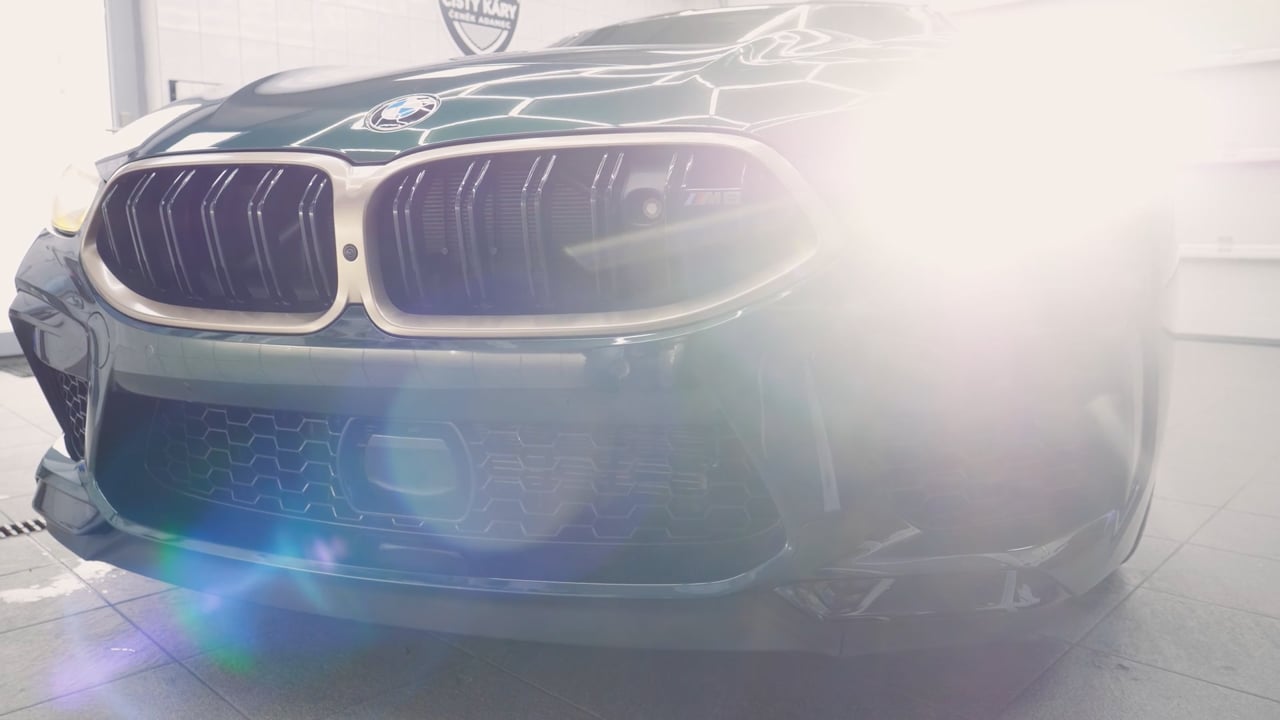 Čistý Káry — BMW M8