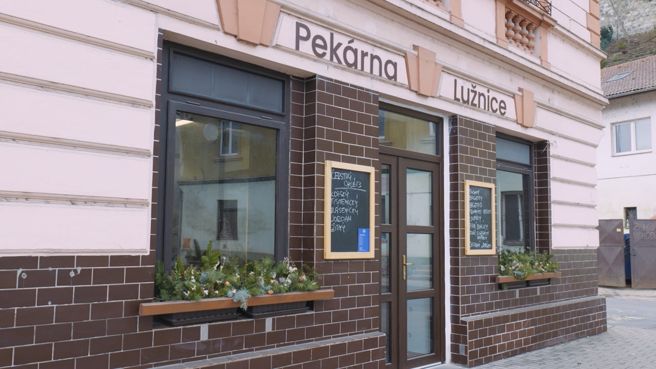 Pekárna Lužnice — video z výroby